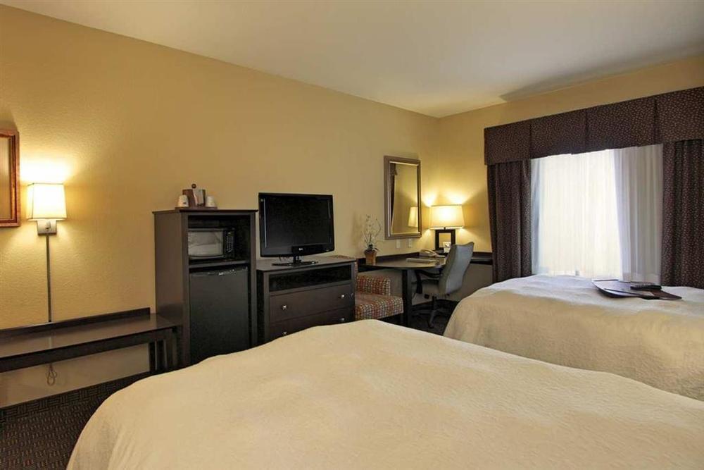 Hampton Inn & Suites Danville Pokoj fotografie